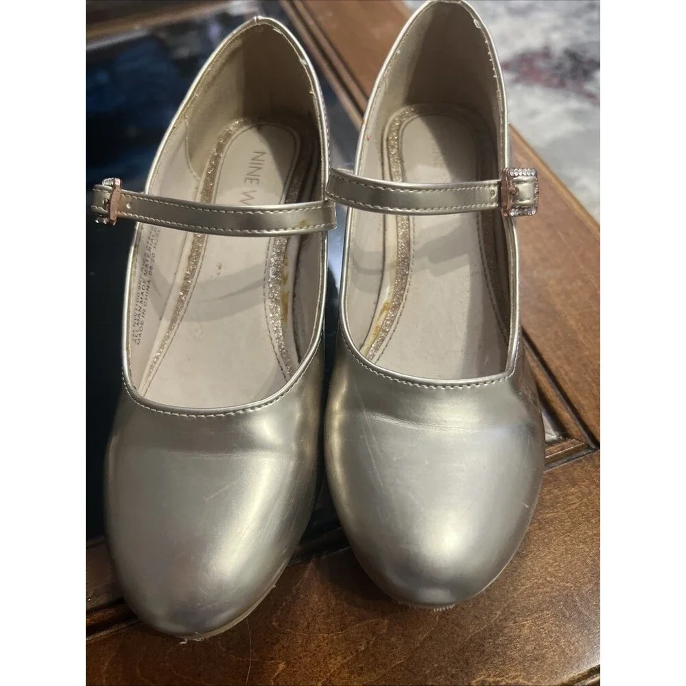 Nine West Mary Jane Heels Kids Size 13 Champagne Gold Glitter Buckle Dress Shoes